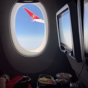 Isadora Salles Instagram - AGORA A CARREIRA DA GAROTINHA É INTERNACIONAL ✈

️Não sei nem oque dizer… mais uma vez a carreira da Garotinha me surpreende ✨
Acho que o sonho de todo artista é viver, conhecer e aprender através da arte.
Hoje me despeço do Brasil 🇧🇷 e embarco em um novo mundo ainda desconhecido , mas levando comigo a cultura do meu país e propagando o samba pelo mundo .
Agradeço a cada amigo , família e profissionais que me ajudaram nesse processo .

Espero que embarquem e gostem dos novos capítulos 🫶🏾❤️