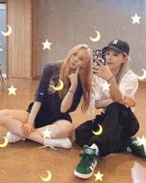 Isak Woo Instagram - Luv uuuuu My sis🫶🏻 @chaestival_