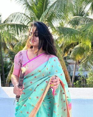 Ishwarya Ravichandran Instagram - Pongal vibes 🍯🎋🌾🌞🪷😍🪔
.
.
.
.
.
.
.#pongalcelebration #pongalkolam #pongalvibes🌾 #photoeveryday