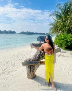 Ishwarya Ravichandran Instagram - My dreamy place @joalimaldives 😍🌊🐚🛥️💃🏻
.
.
.
#surprise#maldives #enjoylife #positivity
