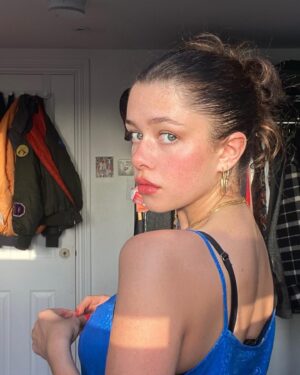 Isis Hainsworth Instagram - 💌