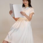 Ito Ohno Instagram - 今週金曜日から二日間、 朗読劇「頭の中の消しゴム 15th Letter」が始まります。 たくさんの人に愛される作品に出演が決まり、 緊張しております。 素敵な時間を届けられますよう、精一杯努めてまいります。劇場でお待ちしています。🌱 #朗読劇私の頭の中の消しゴム