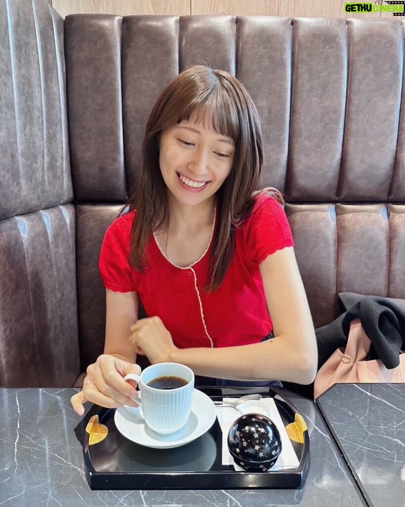 Ito Ohno Instagram - coffee time ☕︎