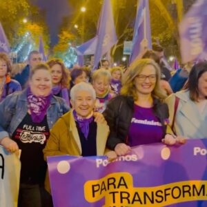 Itziar Castro Instagram - Nos queremos vivas. Vivas y unidas. Vivas y Libres. Vivas e Iguales. Sororidad. Si nos tocan a una nos tocan a todas. Ni una más. Ni una menos. Se acabó! 💪🏼💜

#25N #DíaInternacionalContraLaViolenciaDeGénero #DíaMundialContralaViolenciaDeGénero #DíaMundialContraLaViolenciaMachista #DíaInternacionalContraLaViolenciaMachista #SeAcabó #NiUnaMás #NiUnaMenos #Sororidad #NosQueremosVivas #VivasYUnidas #VivasYLibres #itziar #itziarcastro #itziarcastrovisavis #irenemontero #botigarcia #victoriarosell #angelagonzalezpam #isaserra #sororidad #lobbas #sólosíessí #NoEstamosTodas #NoEstamosTodasFaltanLasAsesinadas