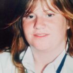 Itziar Castro Instagram - Ni IA ni leches! Estáis todos locos con esto de las fotos de adolescentes hechas por inteligencia artificial, pues mira, yo he sacado las de VERDAD, sin trampa, ni cartón, ni filtro, ni ná! Menos inteligencia artificial y más realidad. ¿Quién se atreve?! #itziar #itziarcastro #itziarcastrovisavis #adolescente #teenager #IA #natural #real #fbf #tbt #backtothepast #regresoalpasado #IAchallenge #90sthrowback