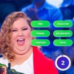 Itziar Castro Instagram - Ayer hice esto @pasapalabra ¿Qué pasará hoy? #pasapalabra #itziar #itziarcastro #itziarcastrovisavis #lacitacorto #programatv #tv #entretenimiento #antena3 #concurso