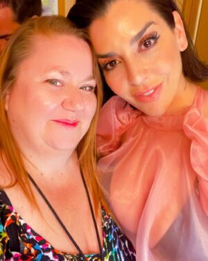Itziar Castro Instagram - Feliz cumpleaños DIOSA @ruthlorenzomusic ya sabes lo mucho que te quiero, te admiro, te idolatro… eres lo más, dentro y fuera del escenario y te mereces lo mejor, hoy y siempre 🐙 
.
.
.
.

#dios #ruthlorenzo #cumpleaños #happybirthday #birthday #itziar #itziarcastro #itziarcastrovisavis #woman #women #music #artist