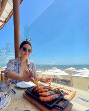Ivana Baquero Instagram - Nayarit files 📷 

What a wonderful and relaxing time at @grandvelasnay 🩵 
From the superb food and drinks, to the best staff, amazing activities, warm ocean water and purple sunsets... an unbeatable holiday!

#myvelasexperience #summer #holiday #mexico #rivieranayarit #puertovallarta