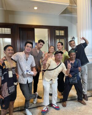 Ivanka Suwandi Instagram - Tertawan Hati @sctv 🌺🌺🌸🌸