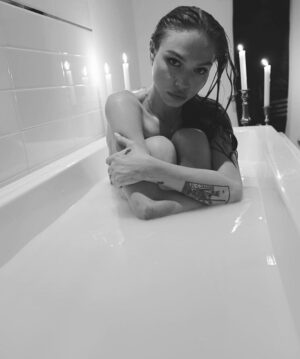 Ivy Levan Instagram - Milky ways. @lovexterror