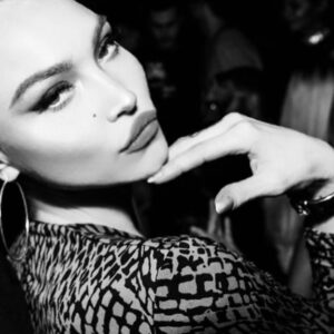 Ivy Levan Instagram - Dirt bag🍸