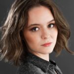 Izabela Vidovic Instagram - More flirtin’ with the camera 🤍 •• photographer: @timsabatinophoto hair & makeup: @jazzy_xxvbeauty / @lifewithjasmined