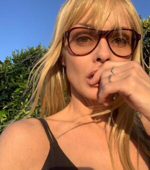 Izabella Scorupco Thumbnail - 8.9K Likes - Top Liked Instagram Posts and Photos