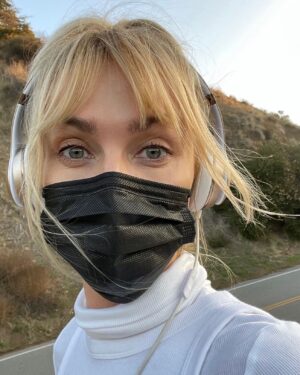 Izabella Scorupco Thumbnail - 10.6K Likes - Top Liked Instagram Posts and Photos