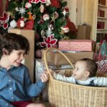Júlia Belard Instagram - Natal 2023 round 1, o nosso menino Jesus e seu irmão! Um Santo Natal para todos ❤️