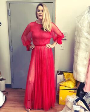 Jacinda Barrett Instagram - Getting ready to fly to Europe, got places to go and people to see, but still deciding  what to wear. Getting a little love from @emiliawickstead on this one.  #london #cannes #paris