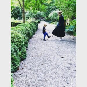 Jacinda Barrett Instagram - #gramercypark with my guy