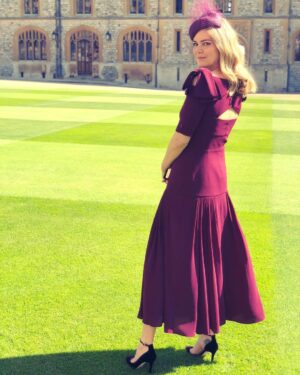 Jacinda Barrett Instagram - The British weather was in perfect form today and Windsor was so beautiful. #royalwedding photocred goes to my love  @iamgabrielmacht in our last moment at the Castle.