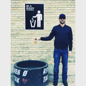 Jacinda Barrett Instagram - @iamgabrielmacht doing a little #recycle in #denmark.