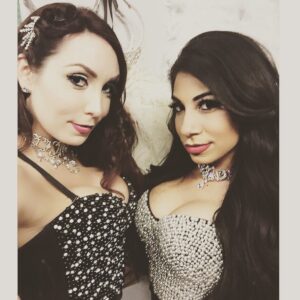 Jackie Ibarra Instagram - With the amazing @ashley___belle! Taking a quick pic before we go on stage to perform with the talented @iammattgoss show @caesarspalace! #OnATuesday #BBJackie #MattGoss #LasVegas 😘