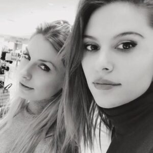 Jackie Moore Instagram - Love u @noely1224 #sistertime ❤️