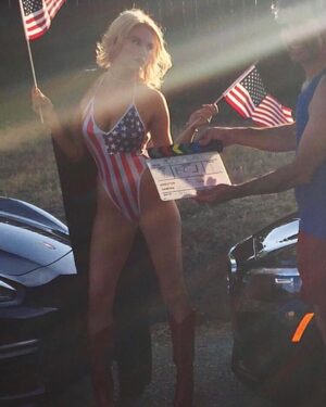 Jackie Moore Instagram - God bless America and America themed clothing 🇺🇸 Happy Fourth everyone ❤️