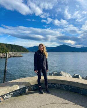 Jackie Moore Instagram - Alaska 🏔️