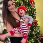 Jaclyn Glenn Instagram - First Christmas as a family of 4 ♥️🎄♥️