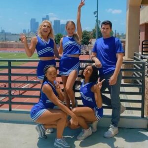 Jacqueline Scislowski Instagram - Who’s team...!? BLUE TEAM!🤪🤘🏼🔥
.
.
.
.
.
.
.
.
.
#filming #onset #movie #cheerleaders #actors #dancers #dance #acting #actress #filmset #moviemaking #work #fun #lovemyjob #preformance #jacquelinescislowski #yellowranger #powerrangers #beastmorphers