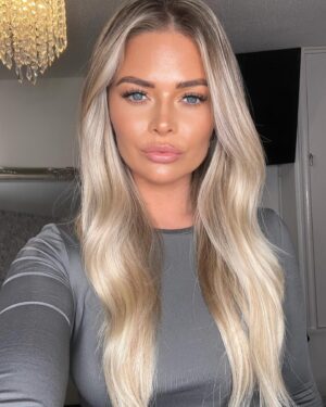 Jade Affleck Instagram - 🩶