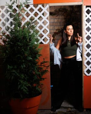 Jade Catta-Preta Instagram - Hey my nips are down here. Love this shoot with @johnandhiscamera such a nice lil slice of BK. #photography #brooklyn #comic 🧡