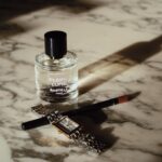 Jade Leboeuf Instagram - Changes tu de parfum régulièrement ou en as tu un qui est ta signature et qui n’a jamais changé ?