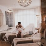 Jade Leboeuf Instagram - Retour sur notre séjour en amoureux où nous étions invités à découvrir le magnifique @posthotel_achenkirch en Autriche, pour 3 jours de détente, de découvertes culinaire et de zen dans un cadre chaleureux et agréable uniquement réservé aux adultes ✨