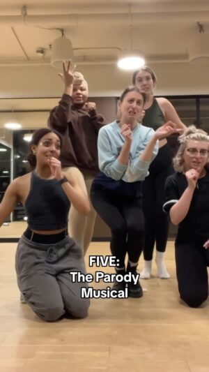 Jaime Lyn Beatty Instagram - It’s a new musical about potatos, K? 🎼🥔
🥔:@fivethemusical 
✍️: @ohmoshedidnt @make_it_shimmy
🎶: @thebillyrecce 
🎬: @winemanjen 🕺: @candiboyd_ 
🎹: @lenagabriellemusic & Terence “T” Odonkor
👗: @florencedlee 
💎: @bren_bash 
🎭: @michaelcassara 

#fivemusical #potato #britneyspears #newmusical #parody #BTS #offbroadway #rehearsal #glowup #broadway #bobfosse #missamerica #ASMR #shein