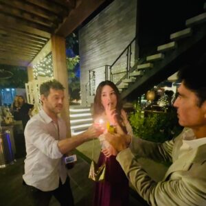 Jaime Murray Instagram - What a joyful celebration of @ale.rodriguezg & @painter.s engagement. Their love & adoration proving you can have your cake and eat it too. Many blessings 🎂 🌹✨❤️

Magical night. Also thank you @klaus_sanukphoto without whom I would not have one single photo of myself ever! Also if your looking to hire, my back up dancer @jorgeperezjr always brings his dancing shoes 💃🏻✨💋