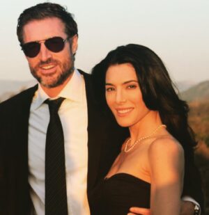 Jaime Murray Instagram - @bernie_cahill2 Happy birthday to the kindest, most open  hearted, adventurous, brilliant man. What a blessing you are. You are both gentle and courageous, full of the highest integrity, always trying to do the best you can, learning and evolving, you are truly gorgeous inside and out. I am so inspired by all you and @activistartists strive to actualize in this world. I am so proud of all your successes and the way you give service to others. You care so much about others. You do all you can to shine your light and make the world a better place. And you are brilliant at it. We are lucky to have you.
I’m looking forward to more adventures together. I love you. 
🎉🕺🏻💝🎂