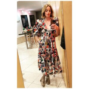 Jaime Ray Newman Instagram - 🌈🦄♥️ 🍒 @seanewyork @motherdenim @byfar_official