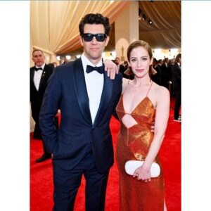 Jaime Ray Newman Instagram - Dreamy night at the Oscars with the hottest date on earth @guy_nattiv 🔥🧡💫

Thank you to THE GREATEST GLAM TEAM!

Stylist: @taraaquilinastyle 
Makeup: @beautyby_lana__ 
Hair: @michaelforrey 
Dress: @netaporter @galvanlondon 
Jewels & Purse: @alexisbittar 
Heels: @scarosso 
📸: @bucknerphoto 

Special shout out to THE BEST Grandma @madame_bob Auntie @bethnicolenewman and @robbygee212 who held down the fort while Ima & Aba had a much needed night out 🍑🧡