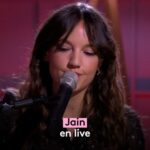Jain Instagram - 🎵 @jainmusic interprète le titre “Maria” à la table de #CàVous 🎵 #CaVous #Jain #musique #live