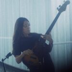 Jain Instagram - Bordeaux, Rennes et Pariiiiiiiiiis !!!!!!!!!! J’ai eu du mal à atterrir depuis jeudi 🚀🚀🚀🚀... Je vous le dit en concert, mais merci infiniment de me faire vivre mon rêve, merci d’être là, merci de venir voir ce concert ❤️‍🔥. Paris, vous étiez filmé 😉 et on a plein de « petites » surprises pour vous ! Vous êtes venus à quel concert ? Avant ça, merci à mon équipe incroyable : @osoumali @emelinefougeray @louxormusic @benjaminporraz , je vous le dit quasi tous les soirs, mais je vous aime ❤️. @juli3_l3noir, @jeremy.bargues, @deryasound, @mariesandrinem, @romain_leclerc, @spookland_records, @columbiafrance, @a_m_b_u_j_a_ , @yoannrousselson, Léo, Sergio, Enzo, Yvess, @zen_eat, @crabbylecrab, Mathieu, merci 🙏🙏🙏❤️. Merci à @nathan_paulin pour avoir joué le funambule à paris ! Pic 1,2,3,4,6,7 @yawata__ Pic 5 @lisamiquet
