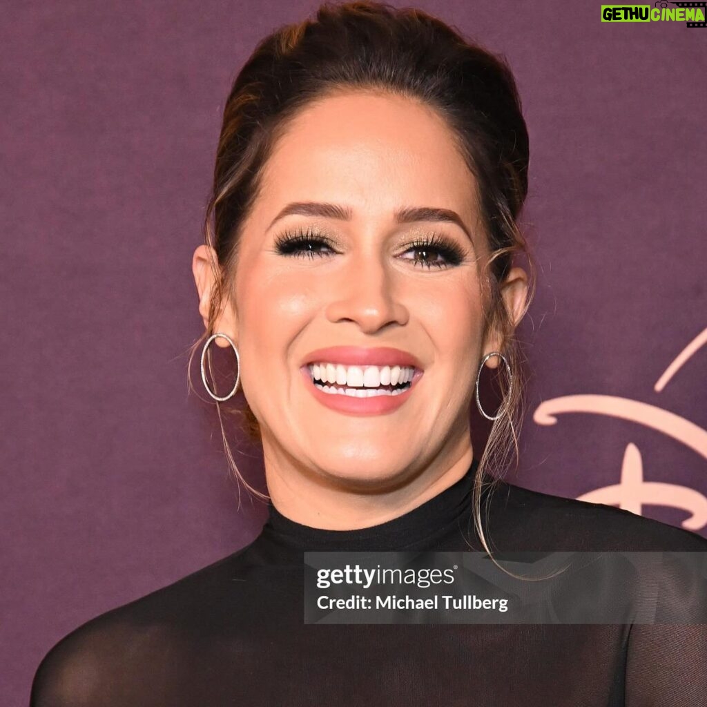 Jaina Lee Ortiz Instagram - #Emmys2024 ✨ Hair & MU: @mr.austinryde Style: @sarasarchiveatx @saraalviti