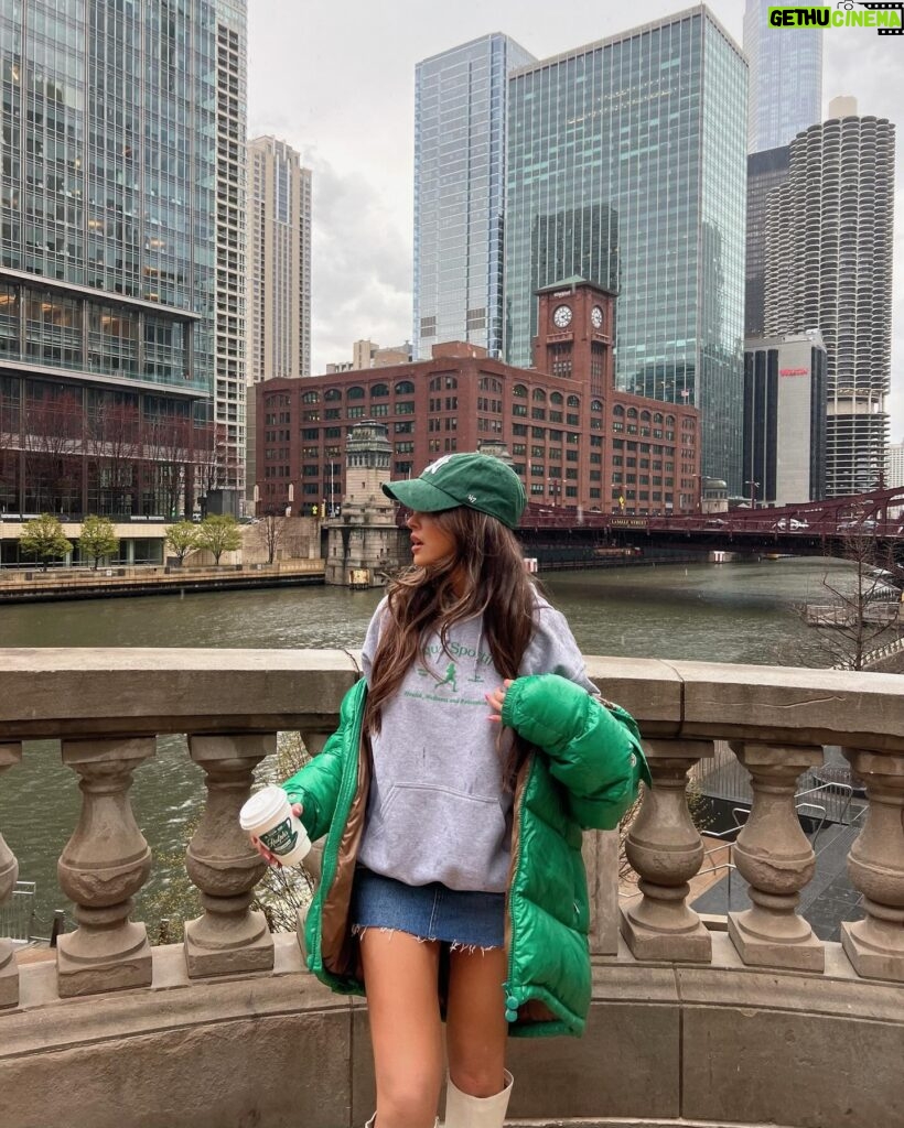Jami Alix Instagram - i’m literally just a girl who wants to frolick around in the rain with a cute umbrella and knee high boots just to stop traffic!!! @pacsun #pacpartner ☔️🌧️ outfit links in stories & highlights duh
