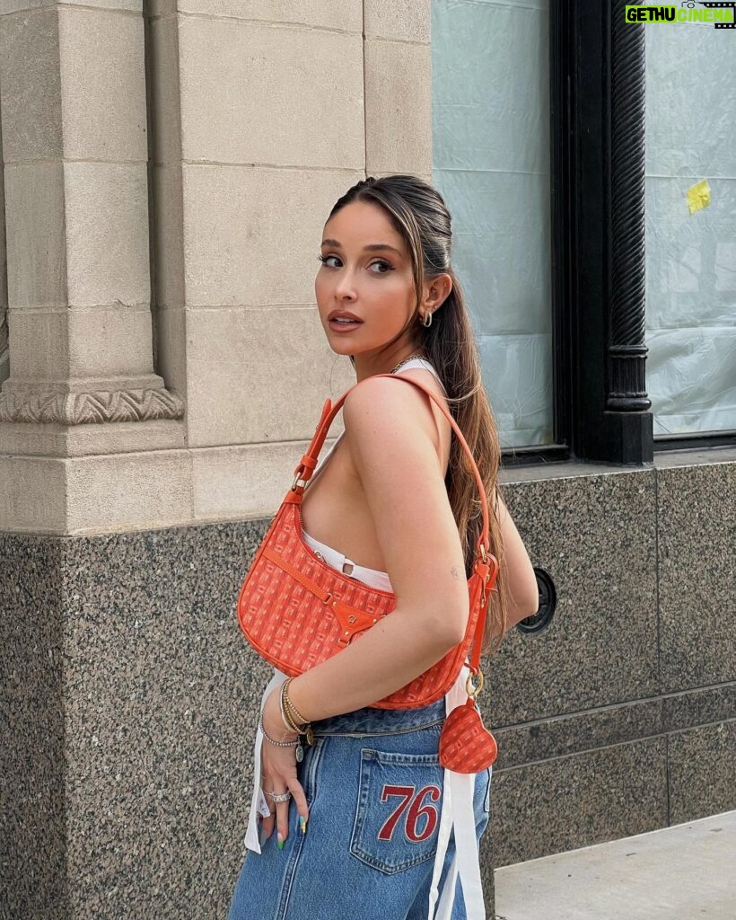 Jami Alix Instagram - this week’s round up of me being a total slut for all the spring trends ❣️🌼🤍 @pacsun #pacpartner | links in highlights & ltk!