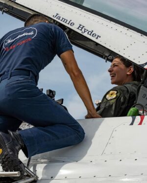Jamie Gray Hyder Instagram - Still processing yesterday’s once-in-lifetime #F16 flight w/ the @afthunderbirds 🤯 So incredibly grateful for my time on the ground & in the air with one of the most impressive segments of our U.S. Armed Forces. Made it through the entire Thunderbird program, pulled 9Gs & even got to fly us through a roll and loop!
•
HUGE thank you to my pilot @thunderbird.8, to #PAO @kaity44 & to the rest of the #Thunderbirds team for the opportunity. I’ll never forget it!!! Beyond #bucketlist. #USAF