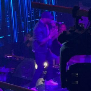 Jamie Szantyr Instagram - Last night was a whole 🔥 vibe seeing @50cent at @shrinefoxwoods with my 2 favorite babes, @average___bitch__76 & @lalawhite32 🔥👀
