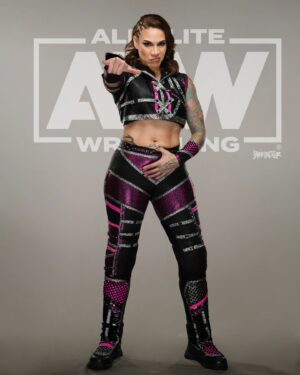 Jamine Benitez Instagram - "The question isn’t who is going to let me: it’s who is going to stop me.”
AYN RAND

📸 @brainbuster_
Gear: @laluchalady 
Hair/: @dear.salem

#OGBADASS #LatinasMostWanted #womenwrestling
#supportwomenwrestling
#latinasensation
#LGTBQPRIDE #boricuapride
#PRPRIDE