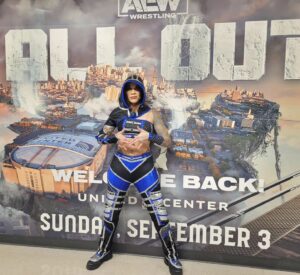 Jamine Benitez Instagram - AEW ALL OUT in Chicago. 
I've made a home in Chicago by wrestling for @shimmerwomen for a good part of my career. This was close to my heart. I take my blessings & embrace them, no matter how small or big they may be.
#aew @aewallout #OGBADASS #latinas #womenswrestling 

Gear: @laluchalady
💄: @every1loveslindsey 
Hair collaboration:
@dolledupbydani @every1loveslindsey