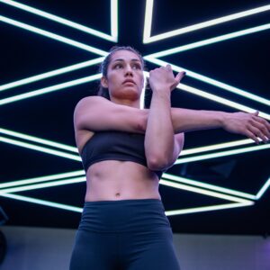 Janay Harding Instagram - Focus on zoning in your workout, tune out distractions, tune into gains💪🏽😎

📸 @moment_media_x 

#zonein #fitness #focus #gym #train #duvalclubs #stretch #motivation #fitness#sweat #grind #girl #motivation