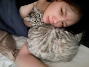 Jane Chen Instagram - 為了慶祝女鵝歸來
每找一個照顧浪浪團體捐獻，就嗑一個麵包

#腹人之仁