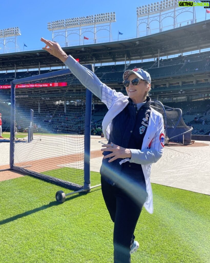 Jane Lynch Instagram - Threw out the first pitch, sang Take Me Out To The Ball Game and the Cubs WON! @cubs @enjoyillinois